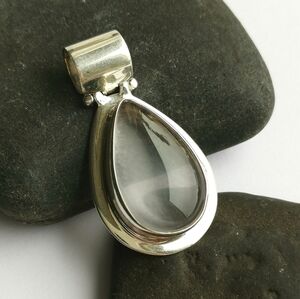 Sterling Silver Clear Quartz Teardrop rop Pendant 🆕